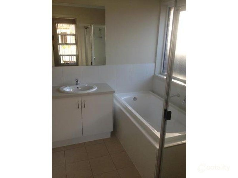 6 Foster Road, Andrews Farm SA 5114
