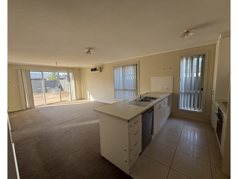 6 Foster Road, Andrews Farm SA 5114