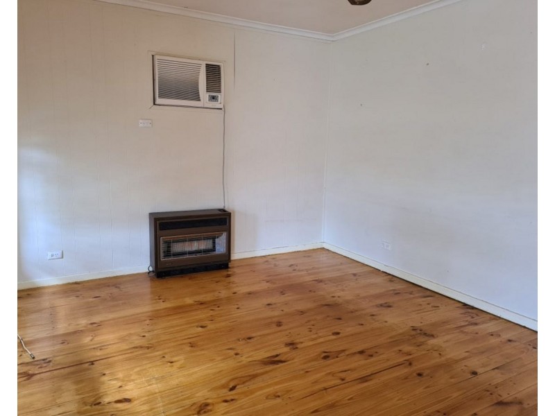 16 Seaborough Road, Elizabeth Park SA 5113
