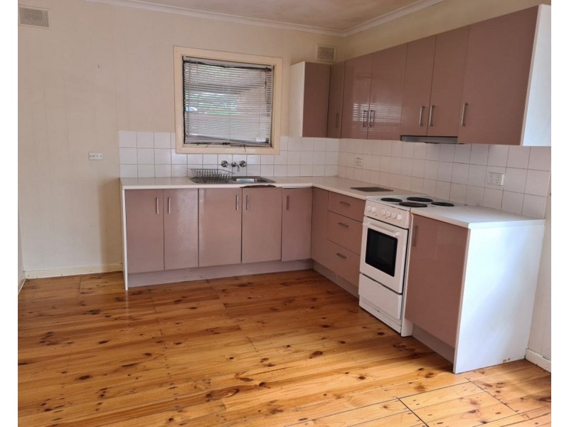 16 Seaborough Road, Elizabeth Park SA 5113