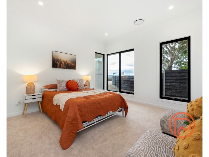 19 Crawford Walk, Mount Barker SA 5251