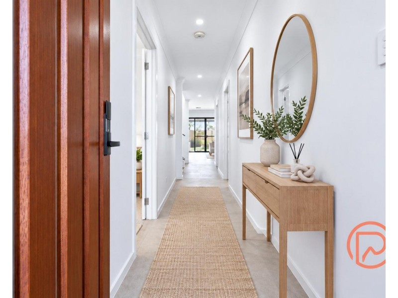 2 Todd Road, Para Hills SA 5096