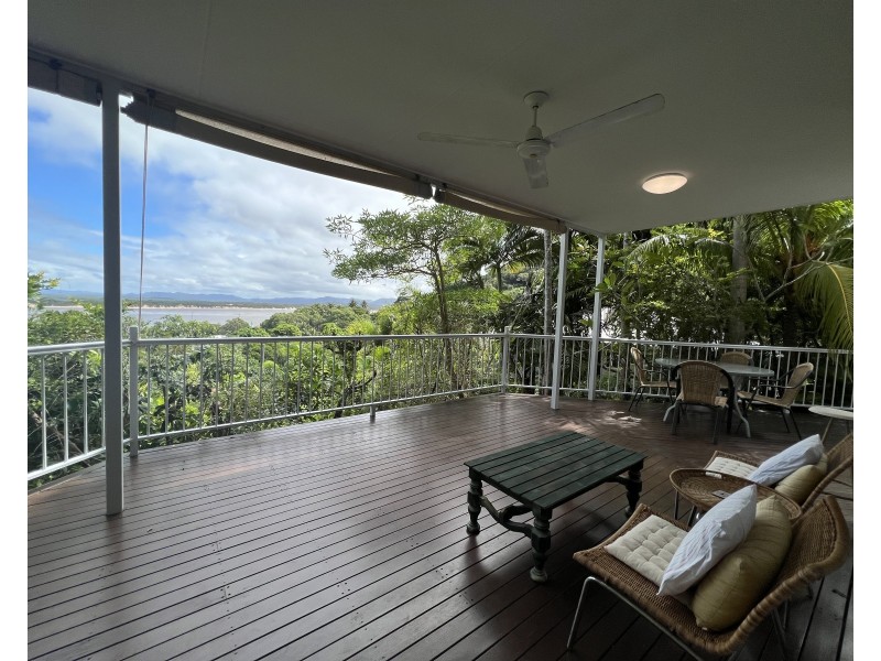 2 Flinders Street, Cooktown QLD 4895