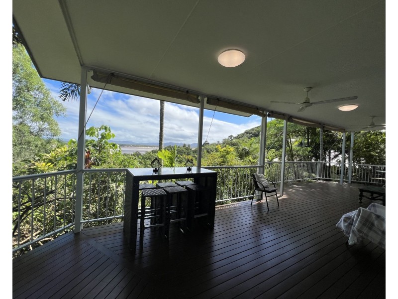 2 Flinders Street, Cooktown QLD 4895