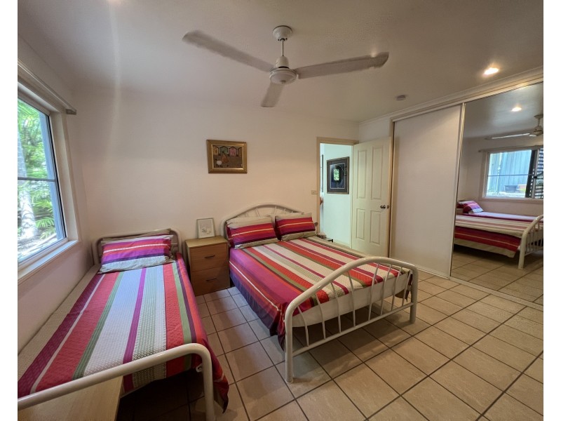 2 Flinders Street, Cooktown QLD 4895