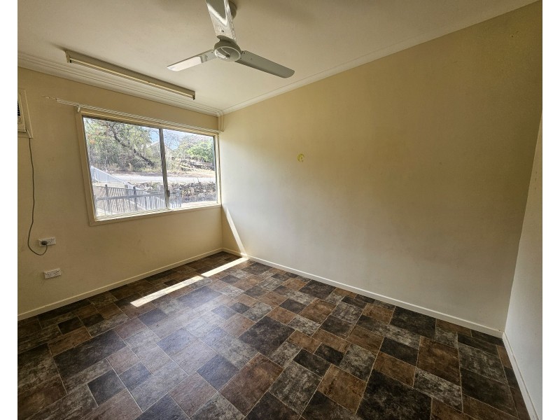 55 Helen Street, Cooktown QLD 4895