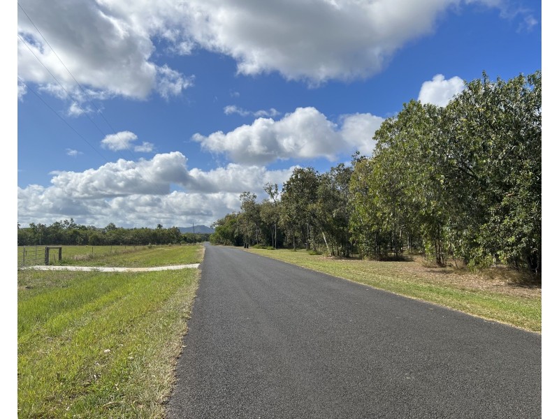 63 Minke Road, Cooktown QLD 4895