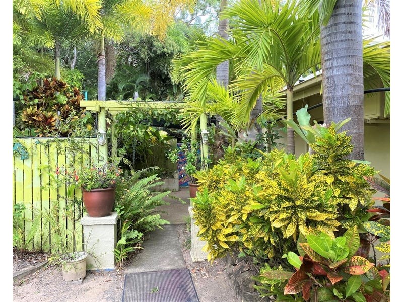 18 Hope Street, Cooktown QLD 4895