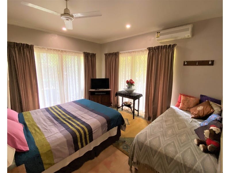 18 Hope Street, Cooktown QLD 4895