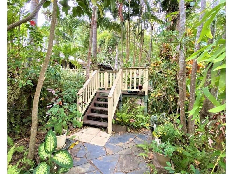 18 Hope Street, Cooktown QLD 4895