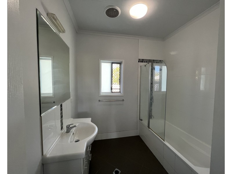 81 Hope Street, Cooktown QLD 4895