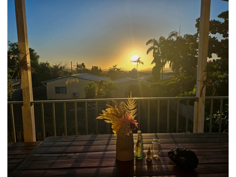 81 Hope Street, Cooktown QLD 4895