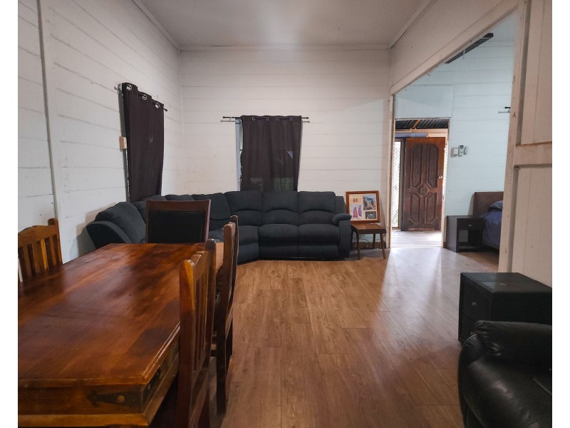 22 Helen Street, Cooktown QLD 4895