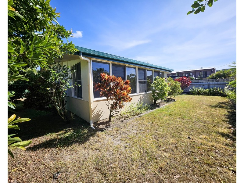 91 Hope Street, Cooktown QLD 4895