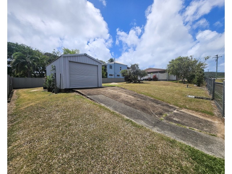 7 Hogg Street, Cooktown QLD 4895