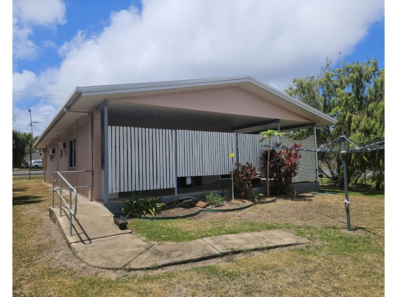7 Hogg Street, Cooktown QLD 4895