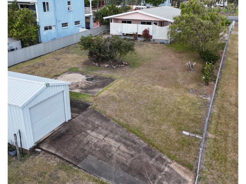 7 Hogg Street, Cooktown QLD 4895