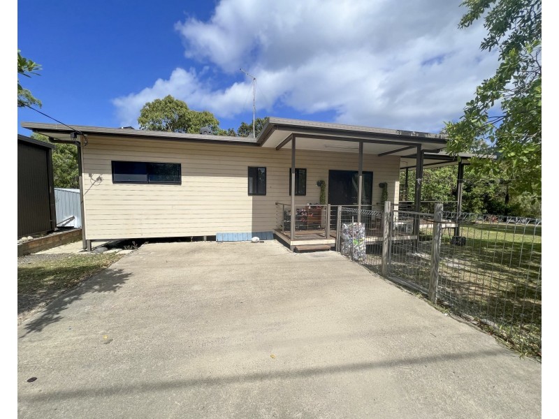 15 Ida Street, Cooktown QLD 4895