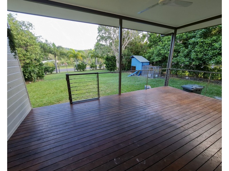 15 Ida Street, Cooktown QLD 4895