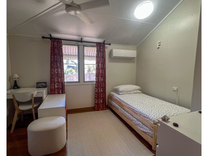 94 Hope Street, Cooktown QLD 4895