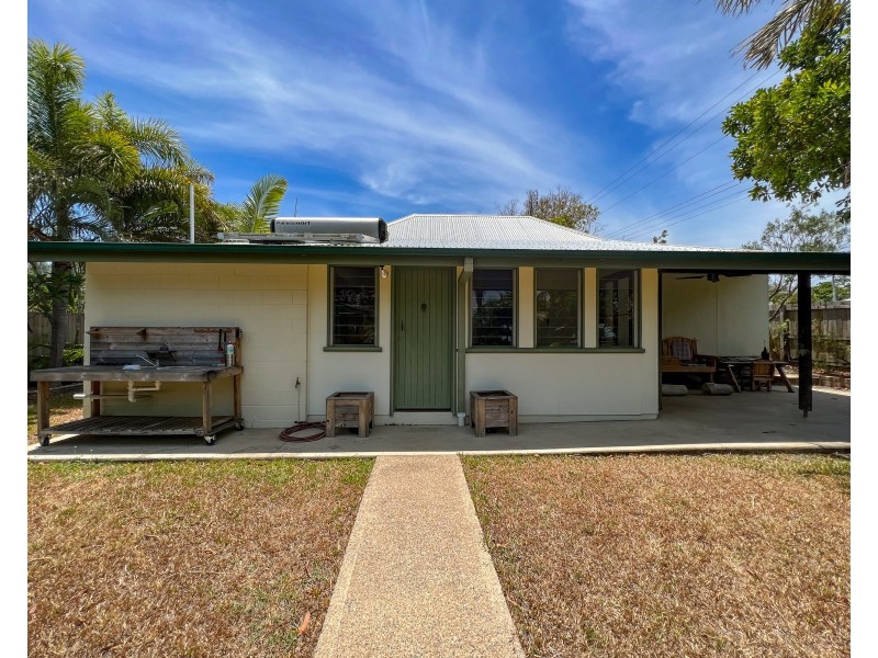 94 Hope Street, Cooktown QLD 4895