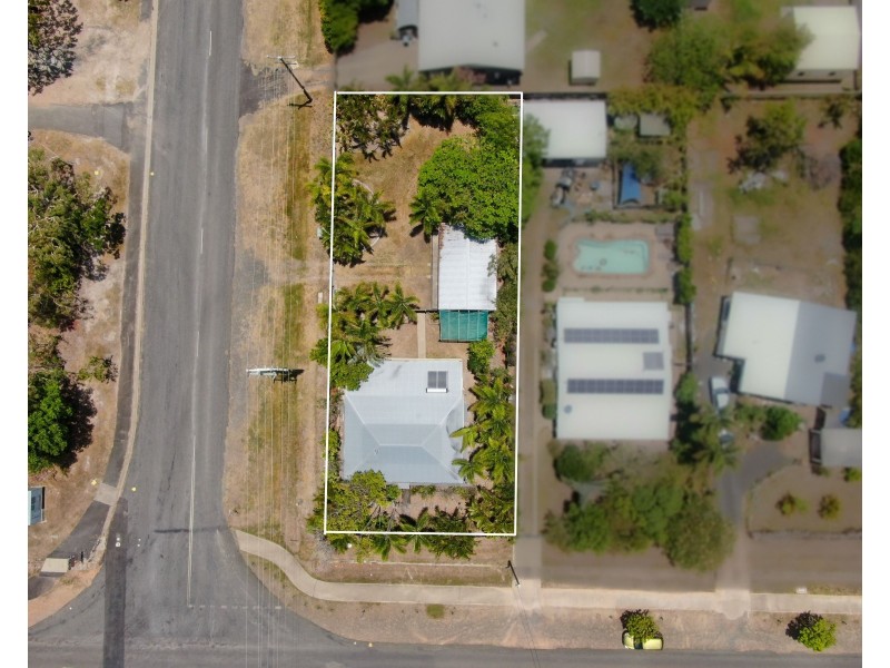 94 Hope Street, Cooktown QLD 4895