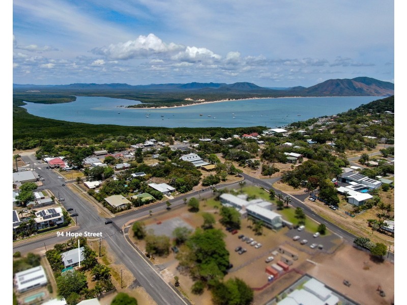 94 Hope Street, Cooktown QLD 4895