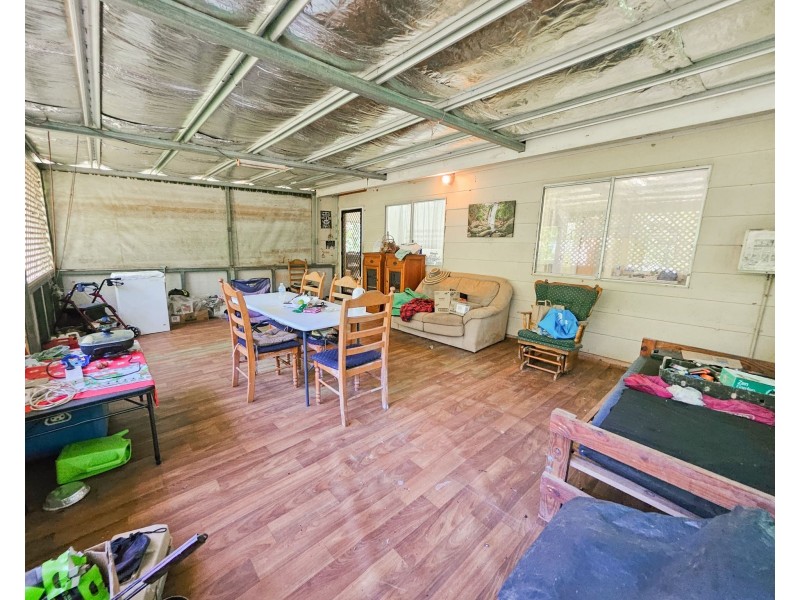 6 Byers Creek Road, Rossville QLD 4895