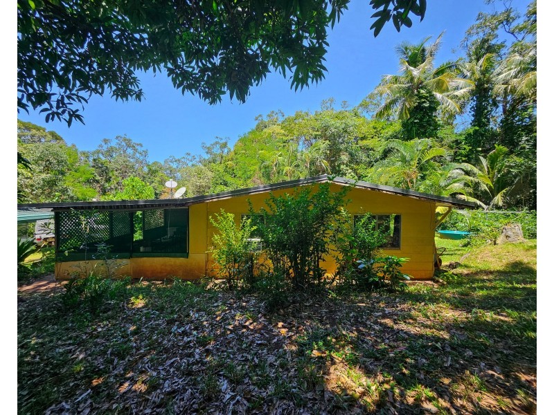 6 Byers Creek Road, Rossville QLD 4895