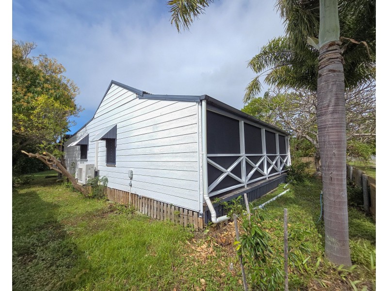 82 Hope Street, Cooktown QLD 4895