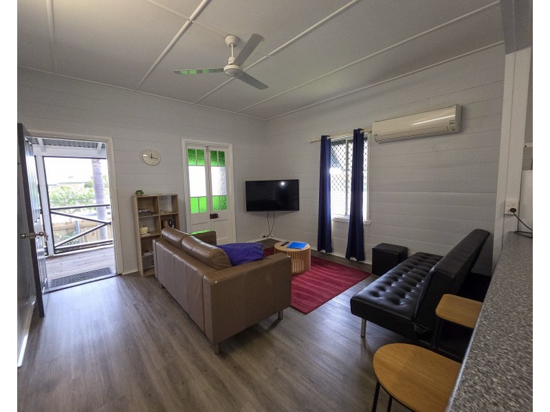 82 Hope Street, Cooktown QLD 4895