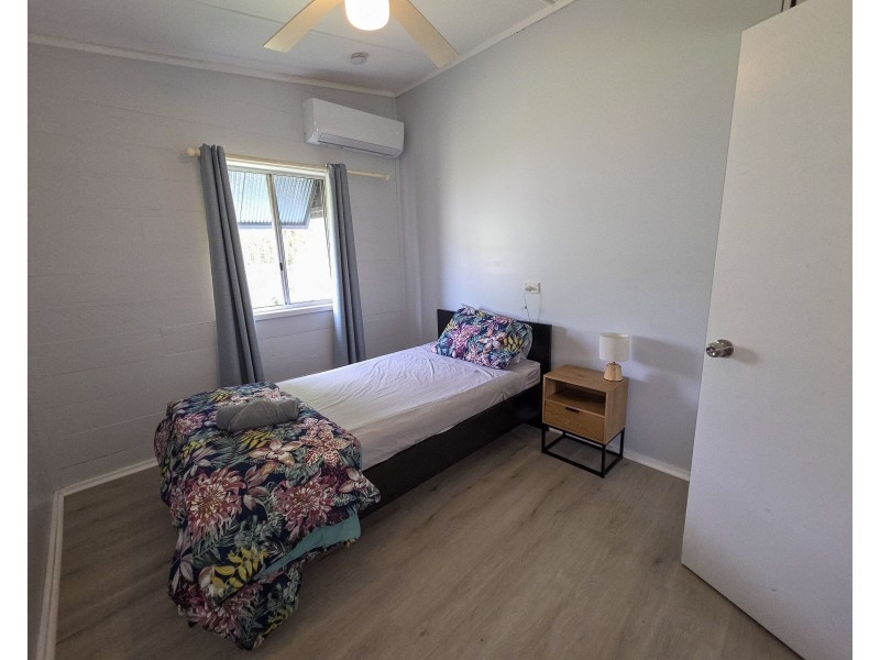 82 Hope Street, Cooktown QLD 4895