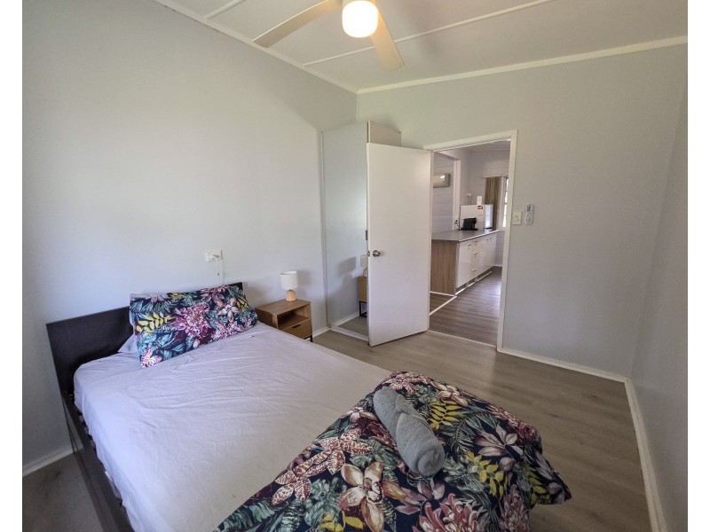 82 Hope Street, Cooktown QLD 4895
