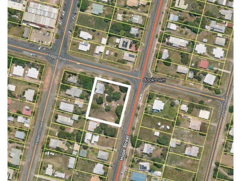 12 Hogg Street, Cooktown QLD 4895