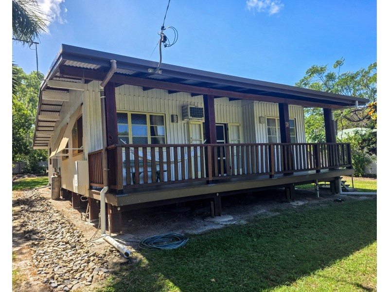 3 Kerr Street, Cooktown QLD 4895