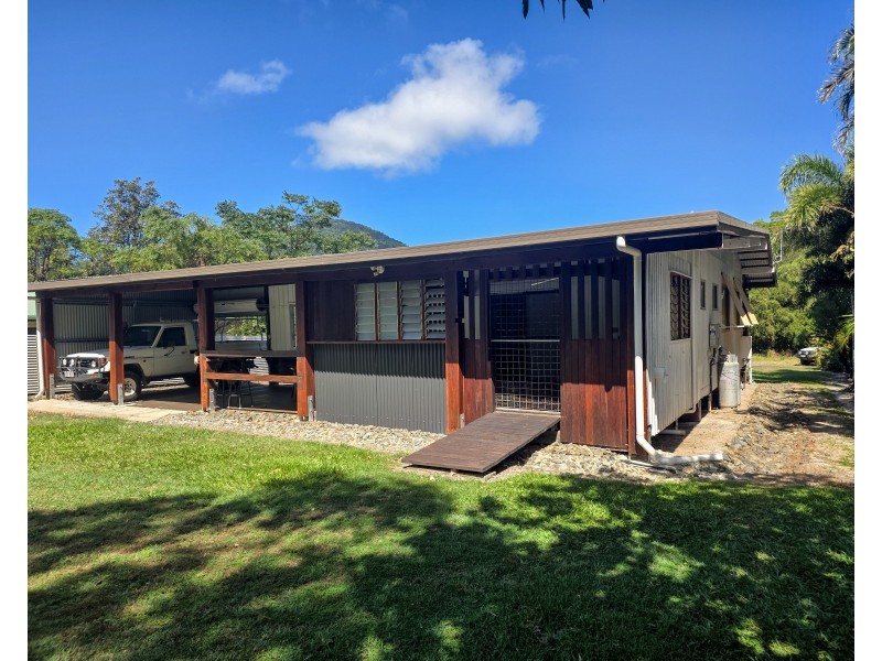 3 Kerr Street, Cooktown QLD 4895