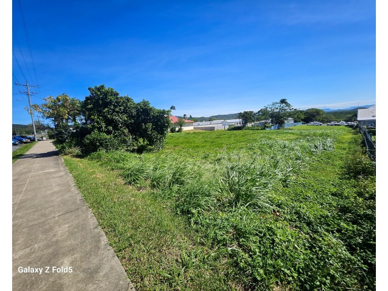 35 – 37 Helen Street, Cooktown QLD 4895