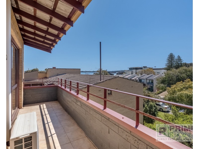 34/7 Gardner Street, Como WA 6152