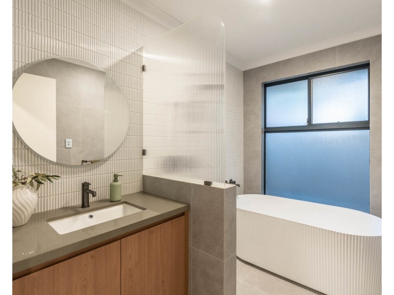 123 Mars Street, Carlisle WA 6101