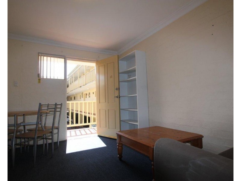 13/22 Nile Street, East Perth WA 6004