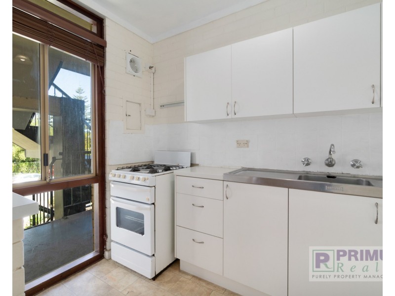 7/2 Stirling Street, South Perth WA 6151