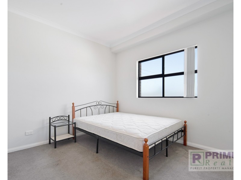 8/70 Gabriel Street, Cloverdale WA 6105