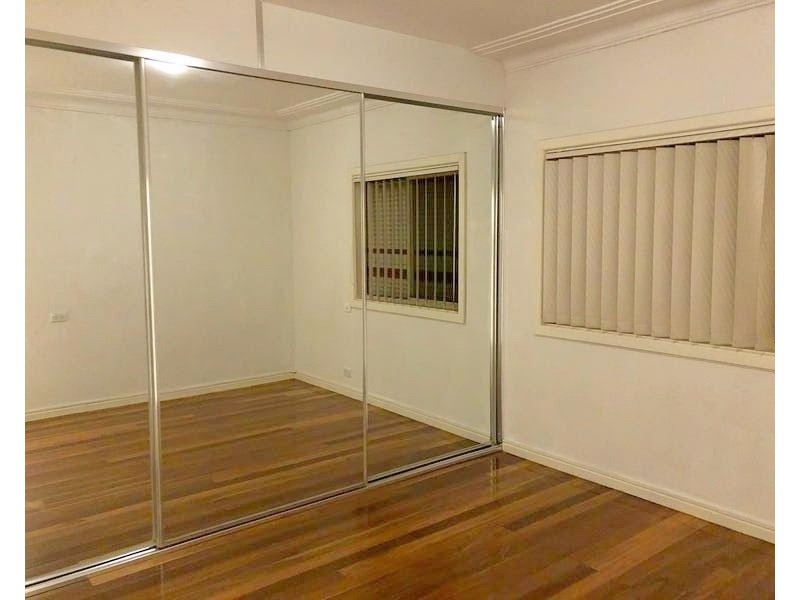 122 The Horsley Drive, Carramar NSW 2163