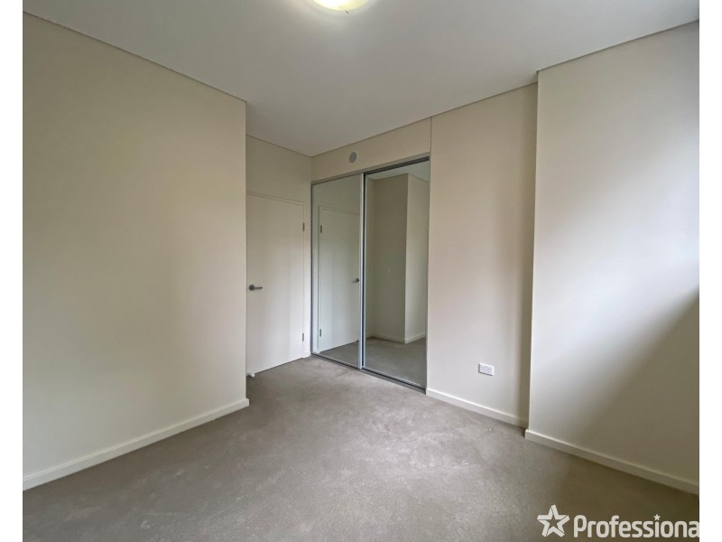 6/1 Bathurst Street, Liverpool NSW 2170