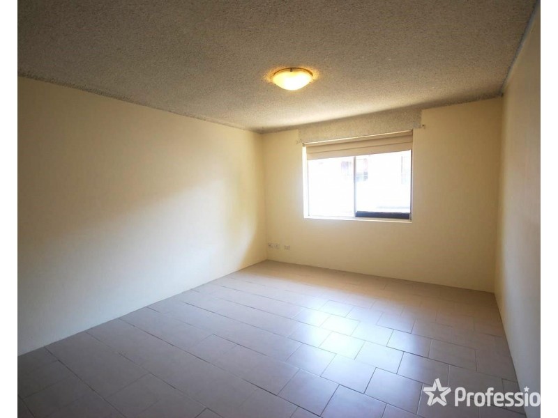 28/26 Wilga Street, Fairfield NSW 2165
