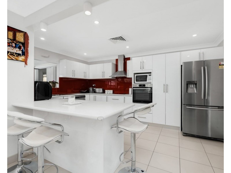 6 Tamar Place, Fairfield West NSW 2165