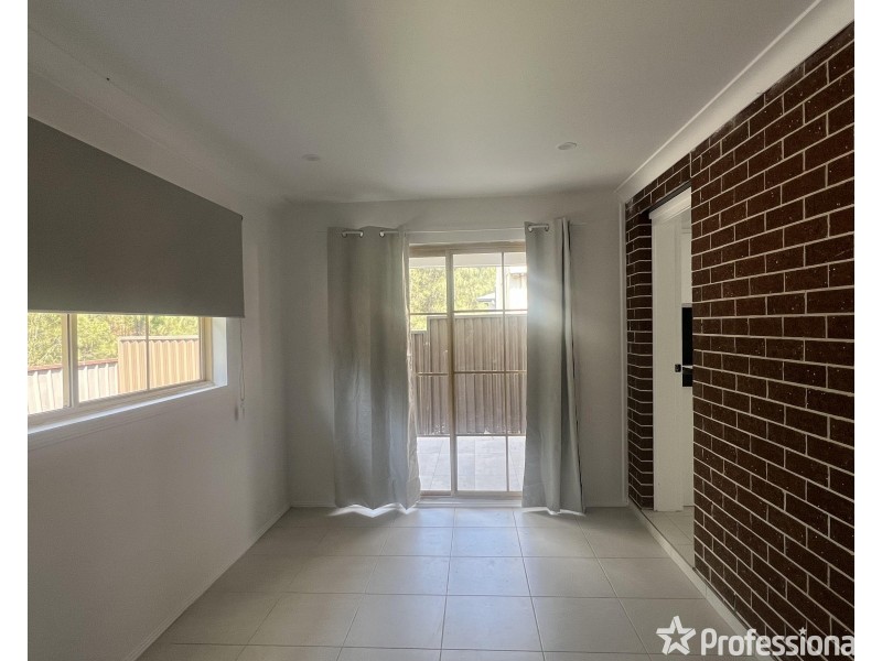 55A Hemingway Crescent, Fairfield NSW 2165