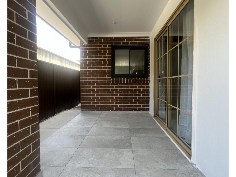 55A Hemingway Crescent, Fairfield NSW 2165