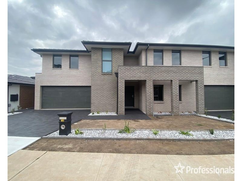 14B Ledwell Way, Oran Park NSW 2570
