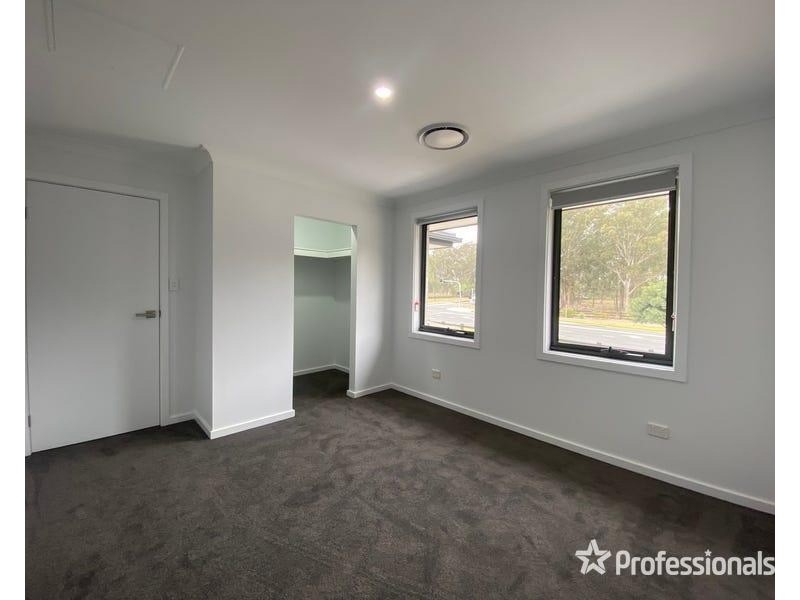 14B Ledwell Way, Oran Park NSW 2570